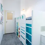 Central - Spacious - Classic Charm