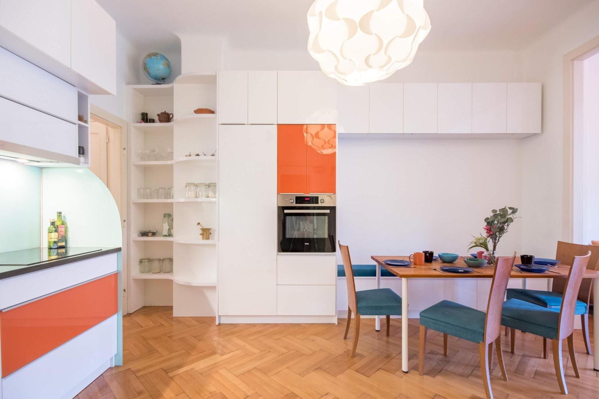 - Spacious - Classic Charm Apartment *